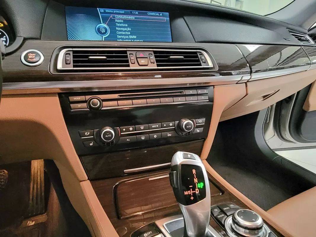 bmw-serie-7-2009-diesel-2993cc