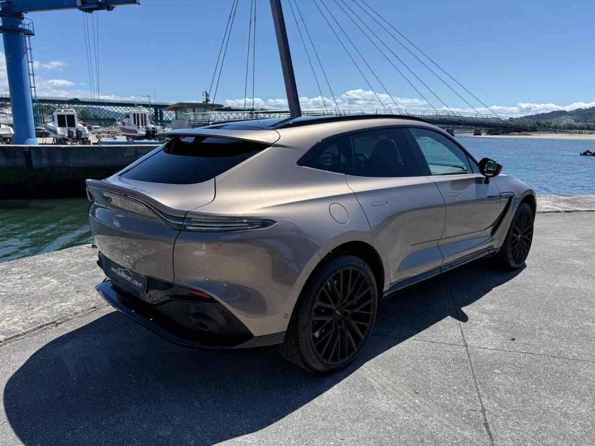 aston-martin-dbx-2022-gasolina-3982cc