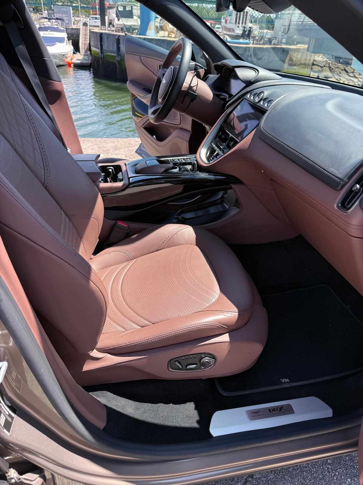 aston-martin-dbx-2022-gasolina-3982cc