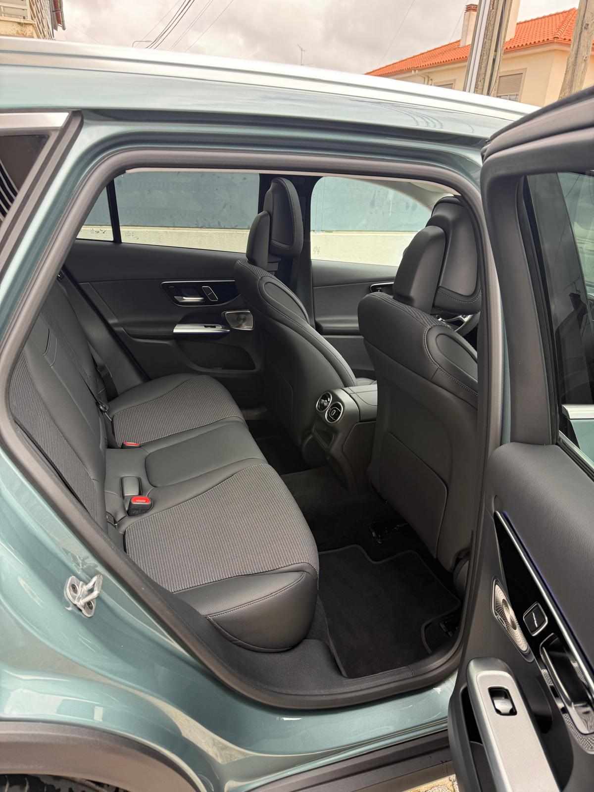 mercedes-benz-glc-300-de-4matic-2025-diesel-1993cc