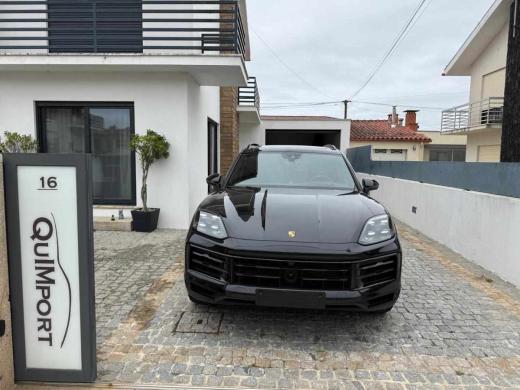 porsche-cayenne-e-hybrid-2026-gasolina-2995cc