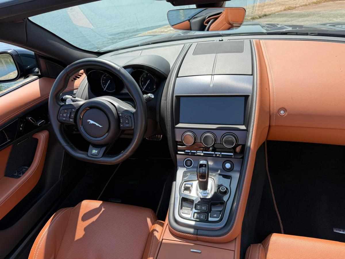 jaguar-f-type-p300-2-0-2020-gasolina-1995cc