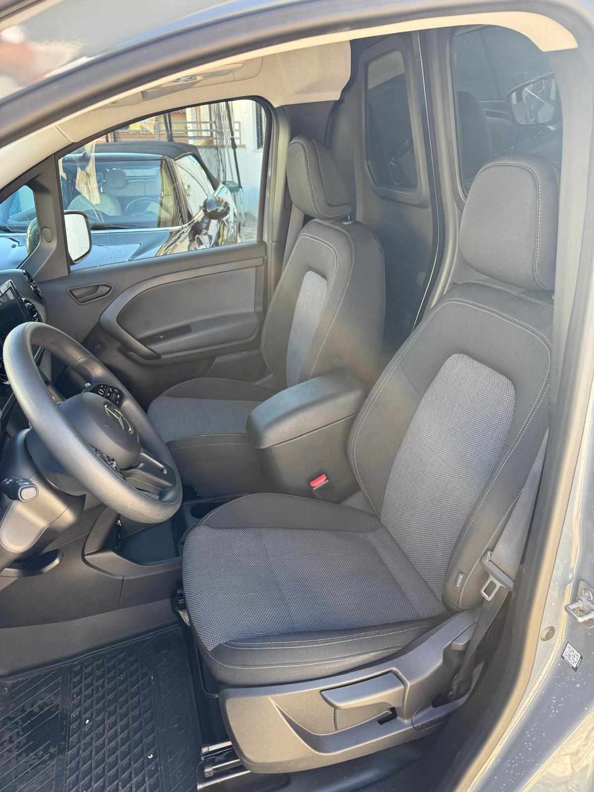mercedes-benz-citan-2024-eletrico-100cc