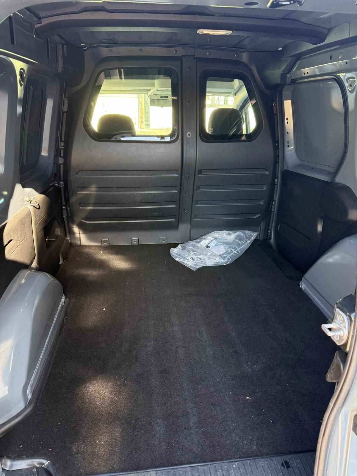 mercedes-benz-citan-2024-eletrico-100cc