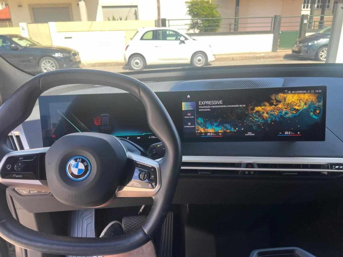 bmw-ix-xdrive40-2024-eletrico