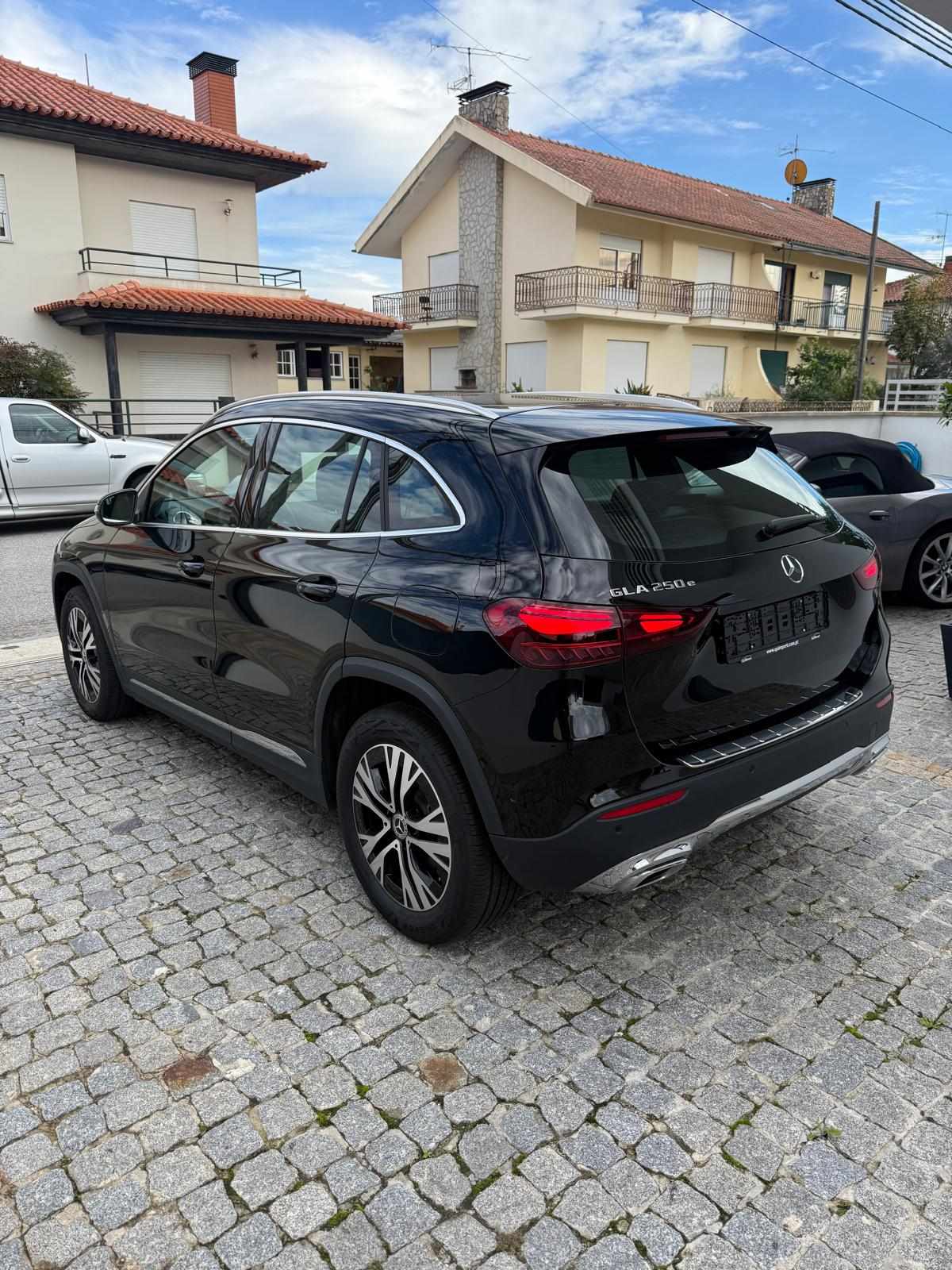 mercedes-benz-gla-2025-hibrido-a-gasolina-1332cc