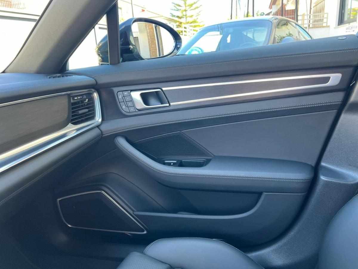 porsche-panamera-4-e-hybrid-2023-hibrido-2894cc