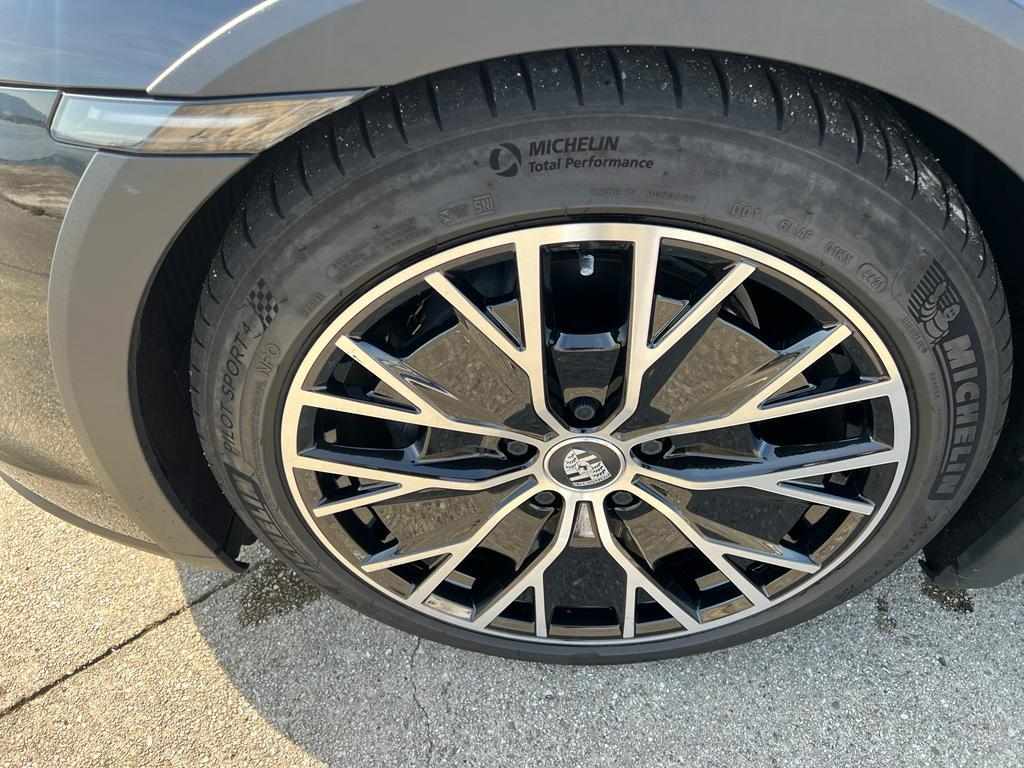 porsche-taycan-2022-eletrico-0cc