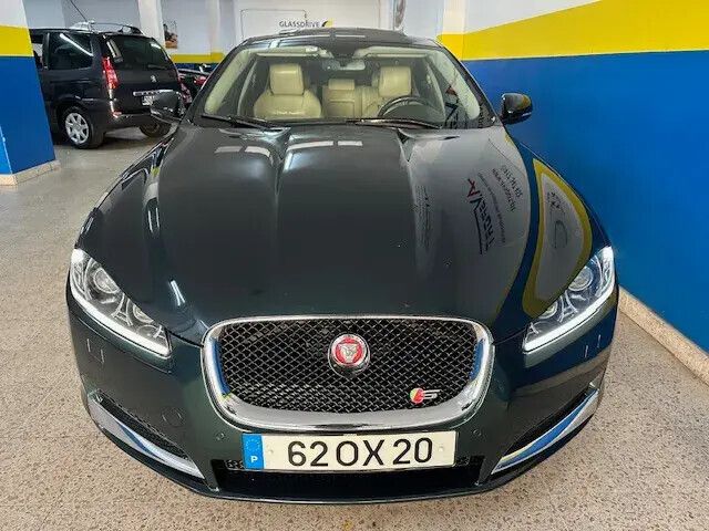 jaguar-xf-2014-diesel-2993cc
