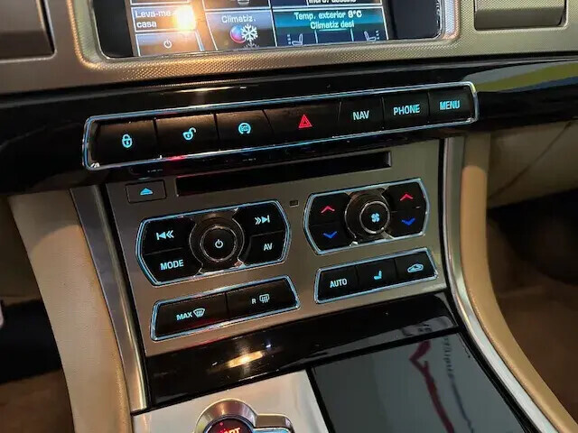 jaguar-xf-2014-diesel-2993cc