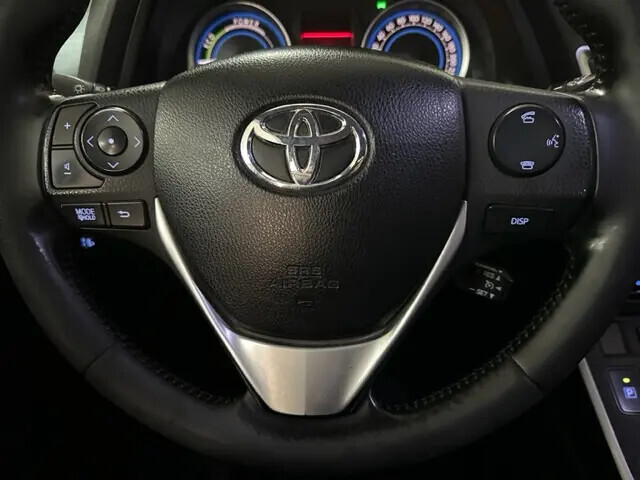 toyota-auris-touring-sports-2014-hibrido-a-gasolina-1798cc