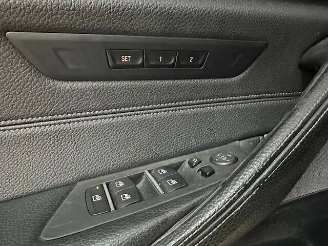 bmw-serie-5-520d-sedan-2017-diesel-1995cc