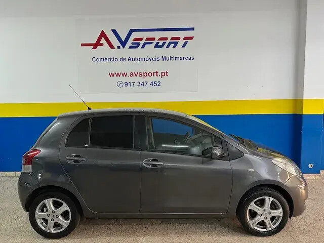 toyota-yaris-2011-gasolina-998cc