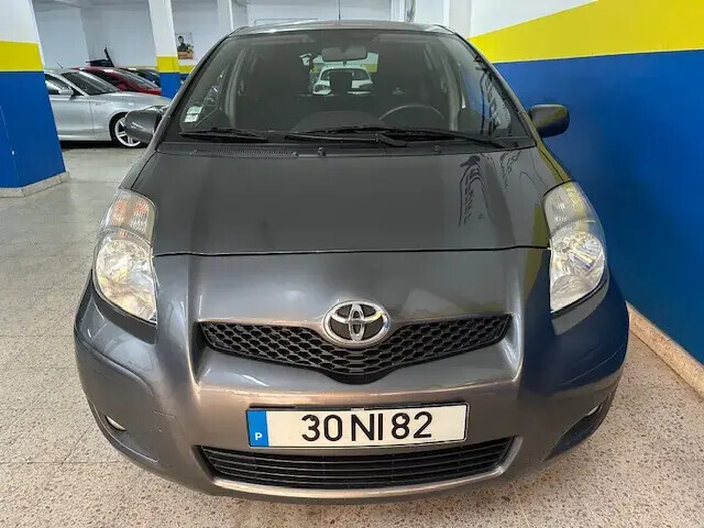 toyota-yaris-2011-gasolina-998cc