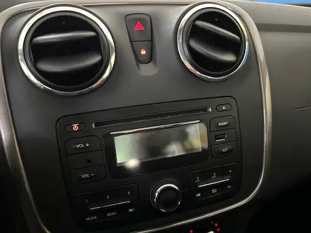 dacia-logan-mcv-2016-gasolina-898cc