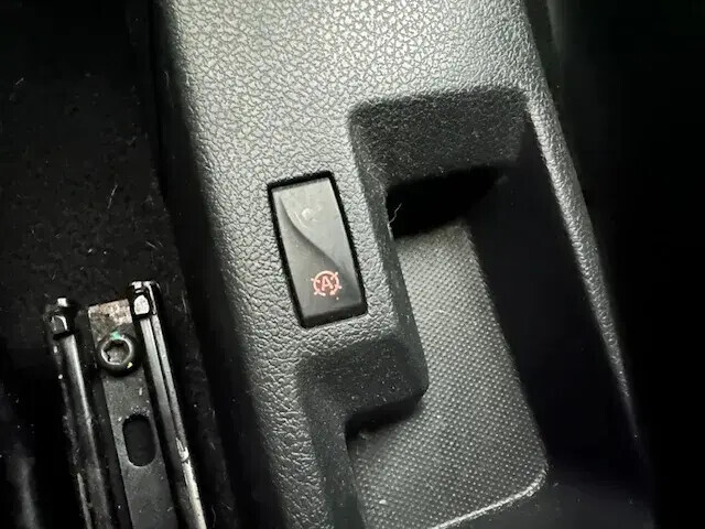 dacia-logan-mcv-2016-gasolina-898cc