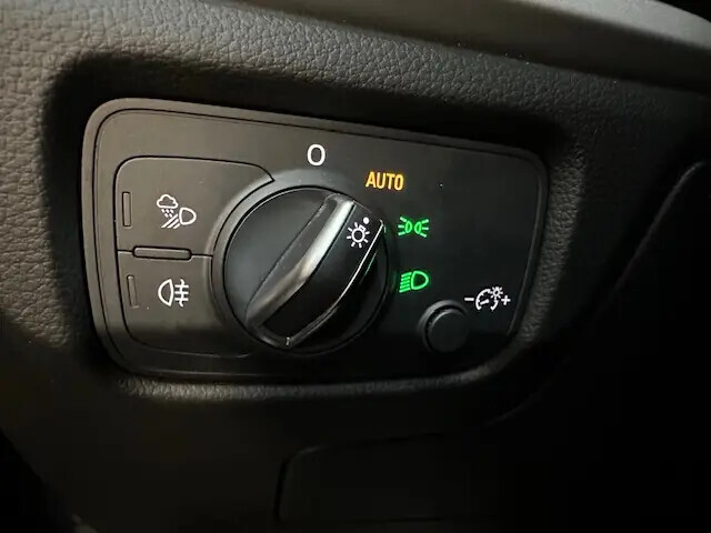 audi-a3-sportback-2019-diesel-1598cc