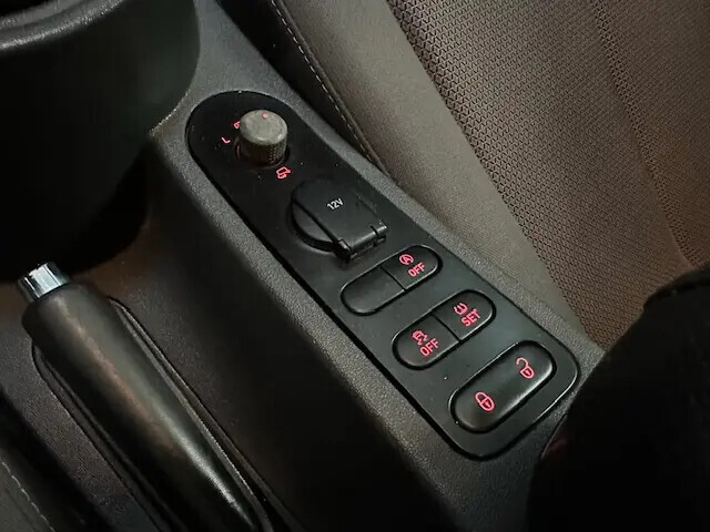 seat-leon-2010-diesel-1598cc