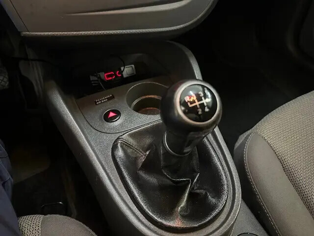 seat-leon-2010-diesel-1598cc