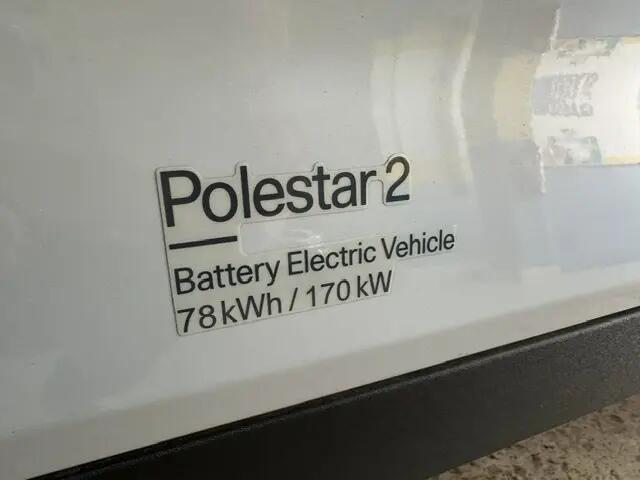 polestar-2-2023-eletrico-0cc