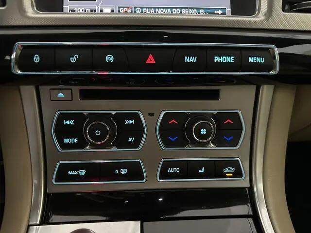 jaguar-xf-sportbrake-2014-diesel-2993cc