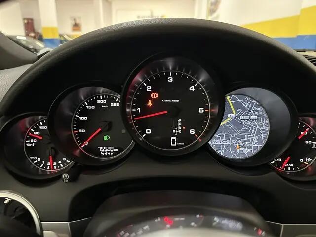 porsche-cayenne-2015-diesel-2967cc