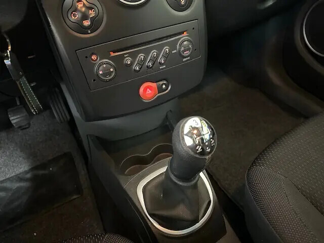 renault-clio-2006-gasolina-1149cc