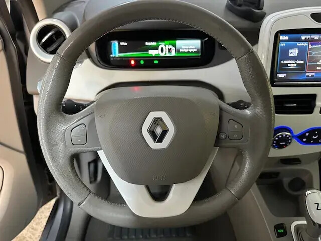 renault-zoe-2015-eletrico-0cc