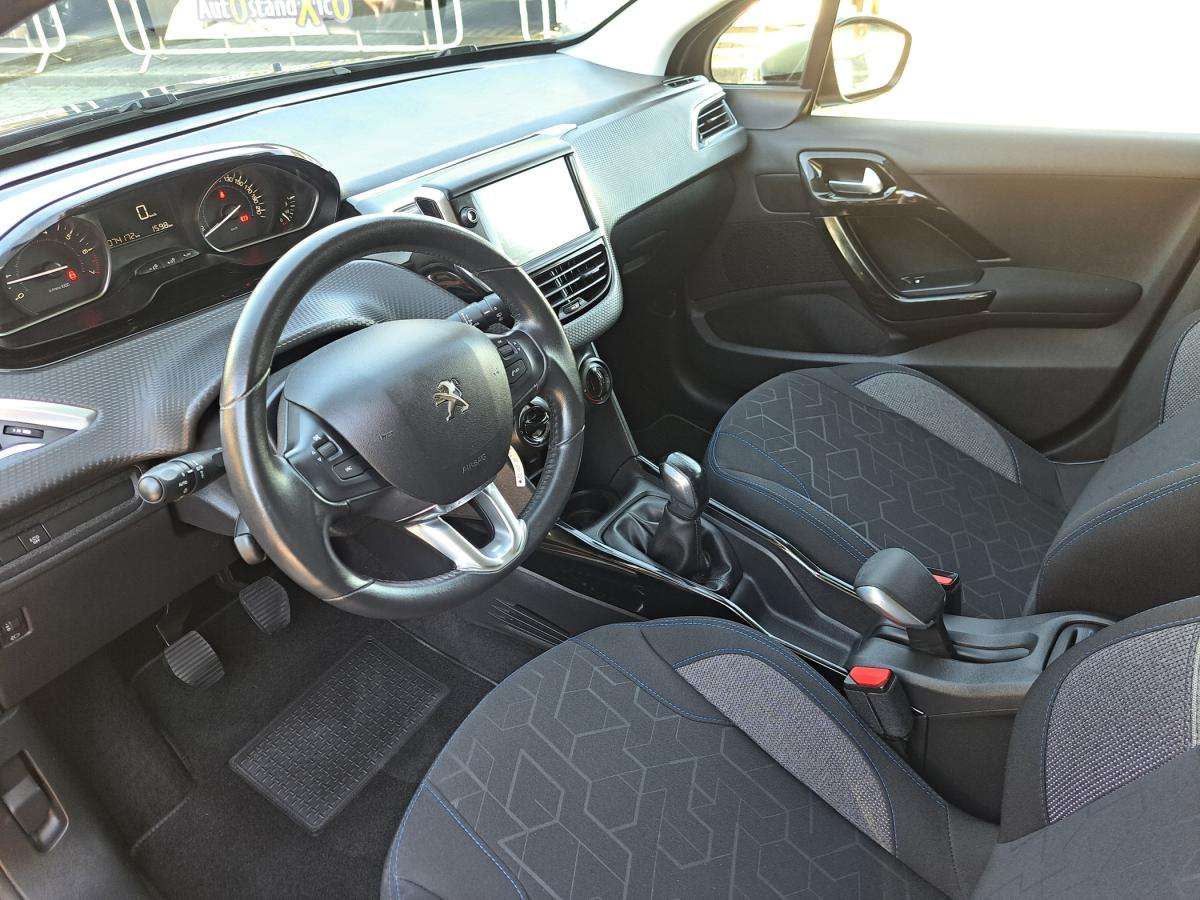peugeot-2008-2019-gasolina-1199cc