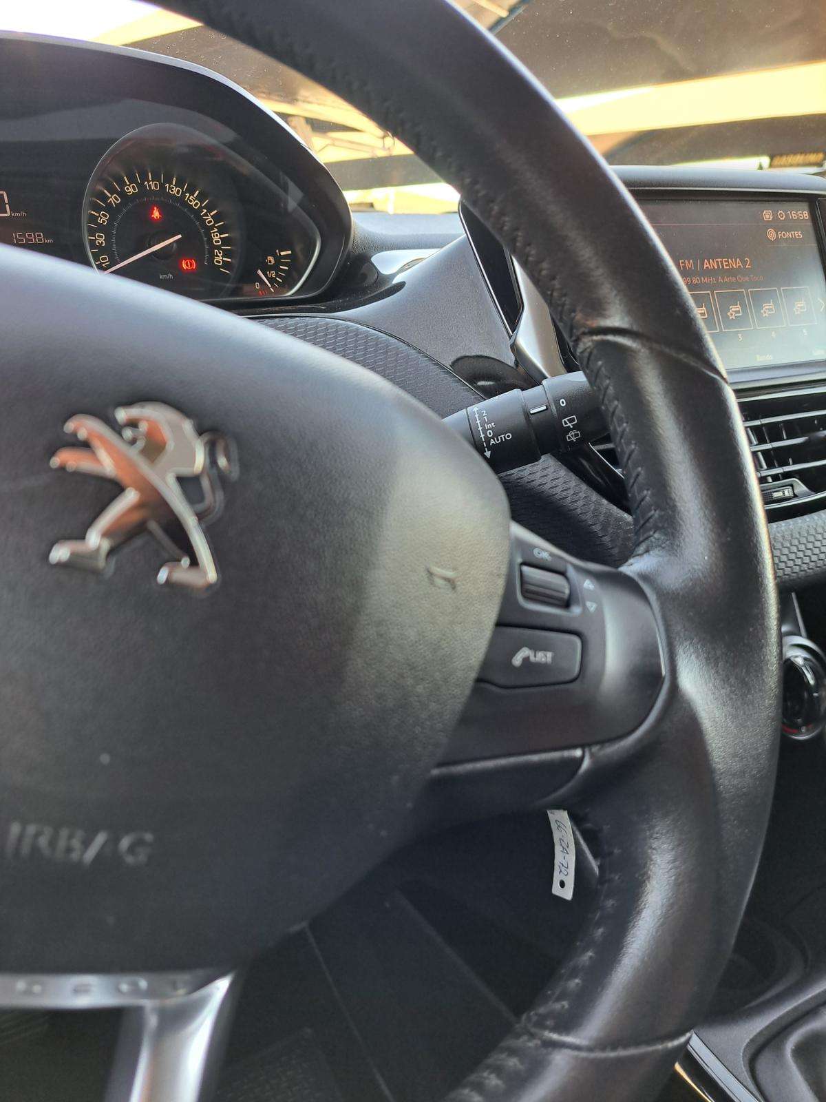 peugeot-2008-2019-gasolina-1199cc
