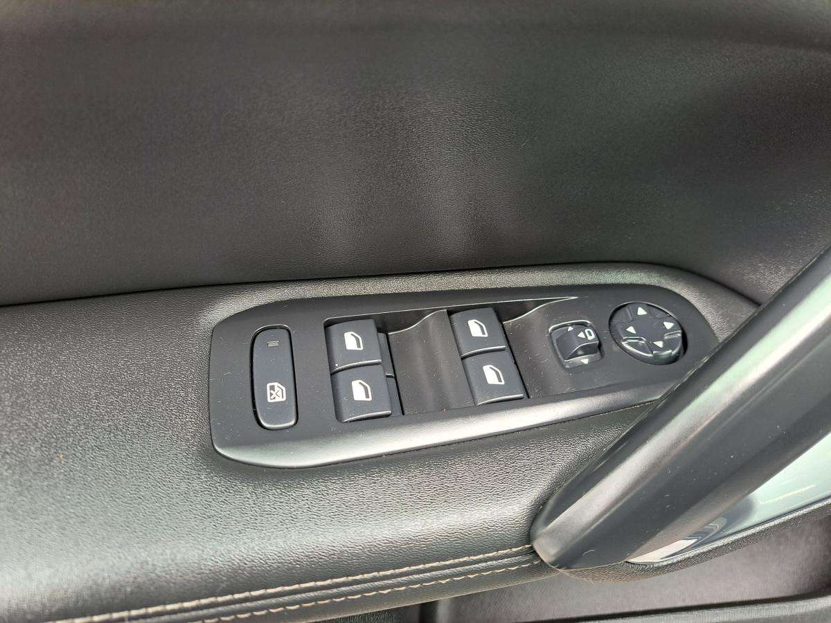 peugeot-308-sw-2019-diesel-1499cc