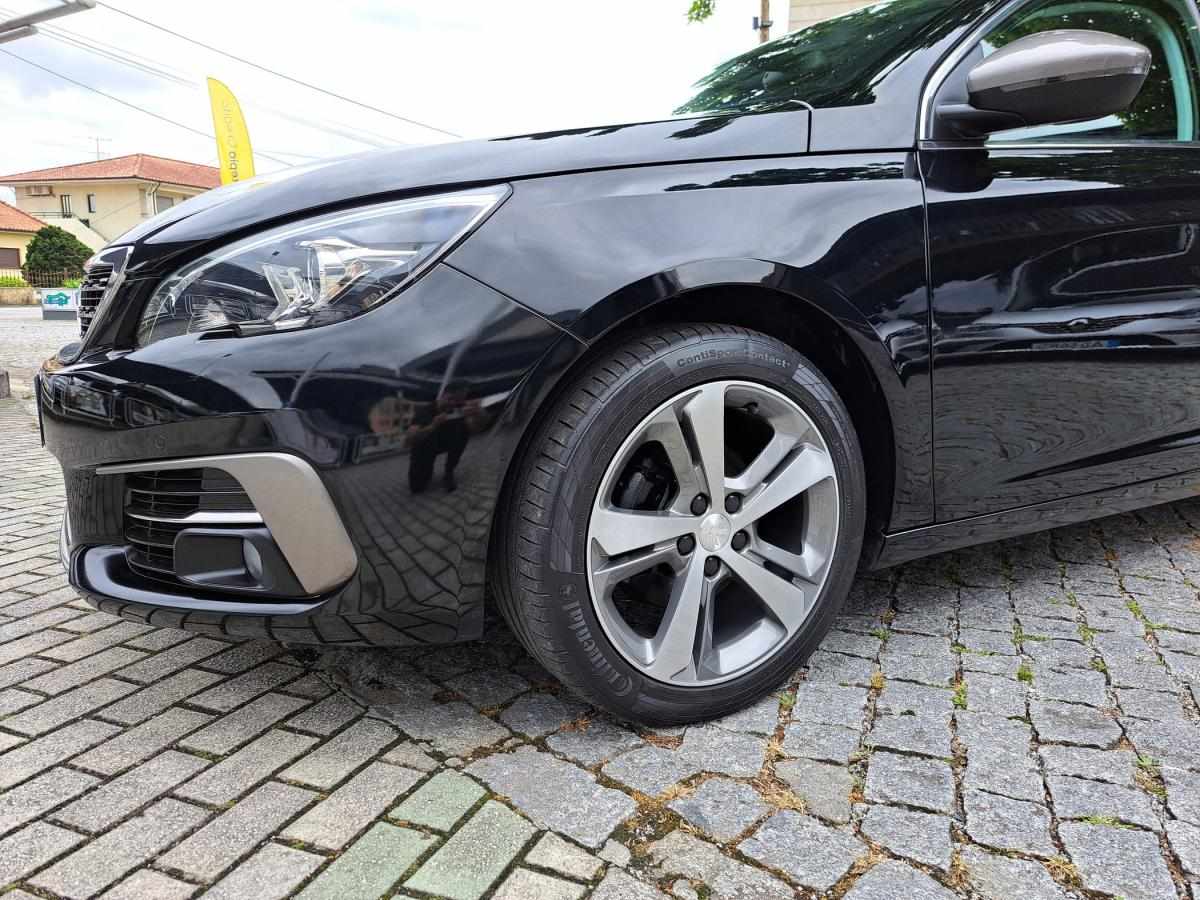 peugeot-308-sw-2019-diesel-1499cc