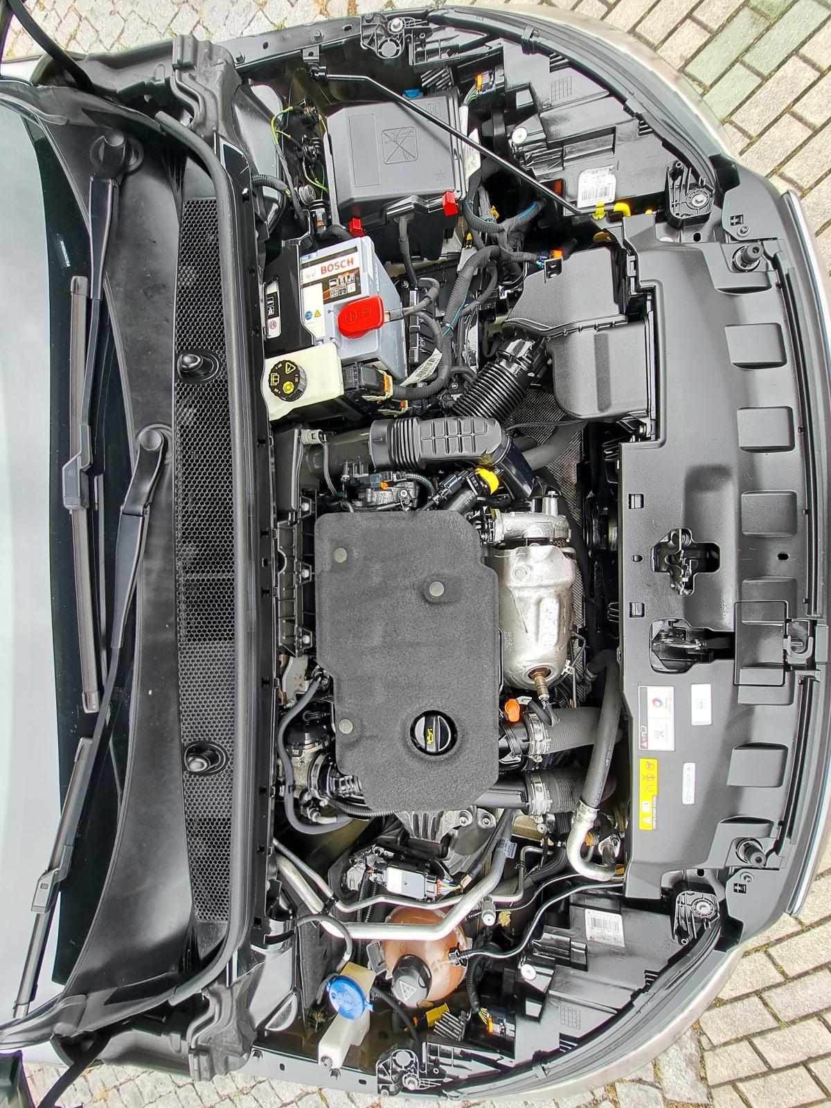 peugeot-308-sw-2019-diesel-1499cc