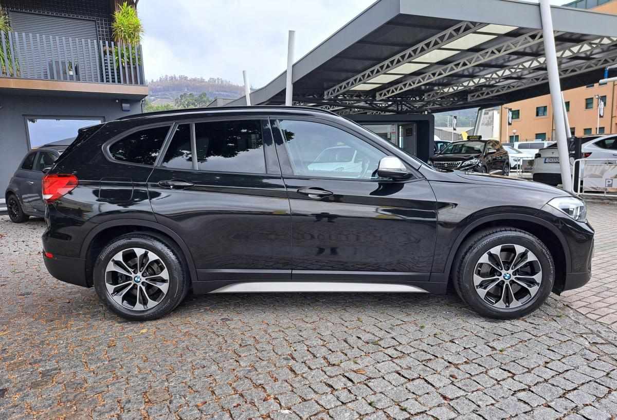 bmw-x1-2021-hibrido-a-gasolina-1499cc