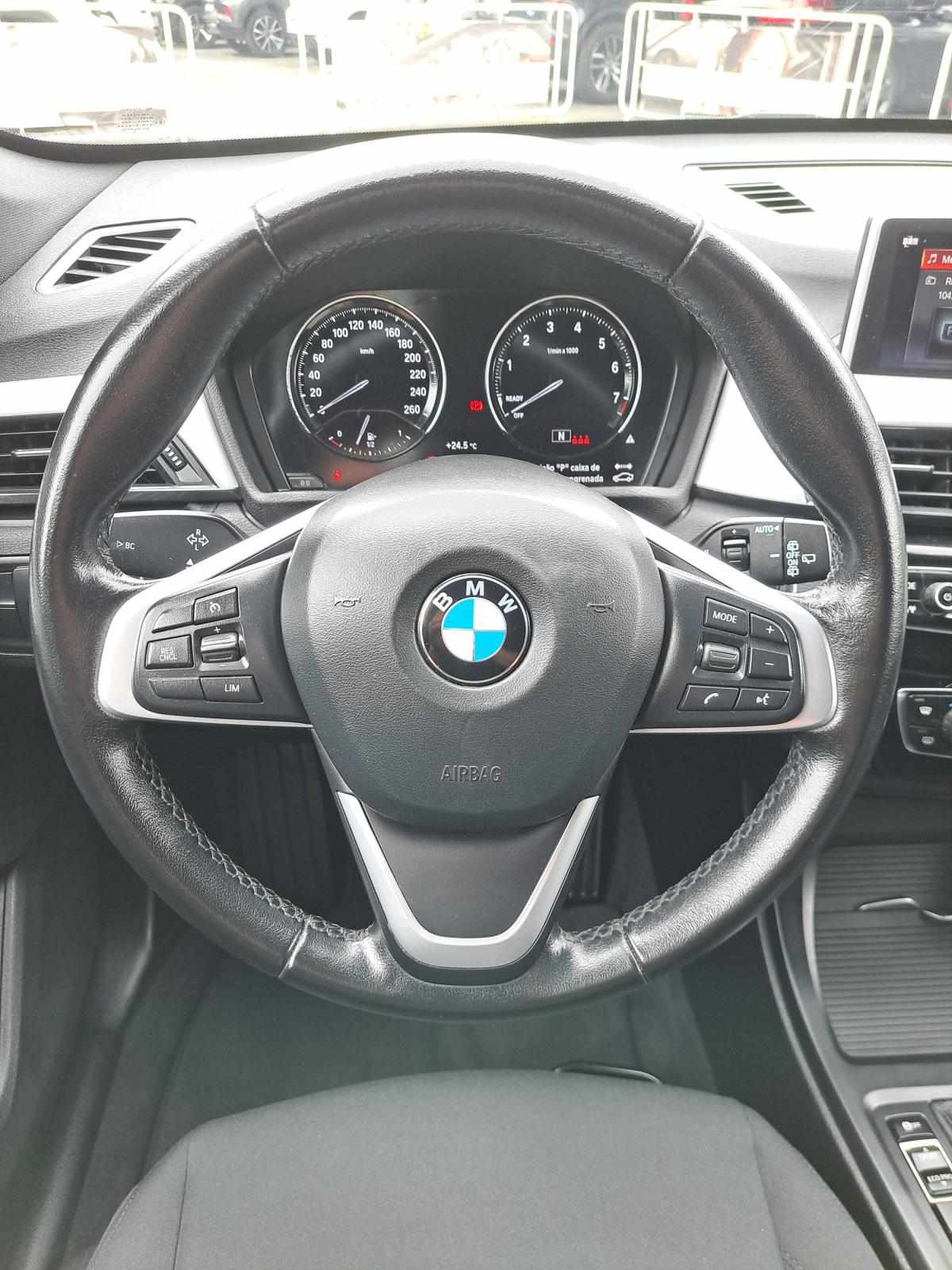 bmw-x1-2021-hibrido-a-gasolina-1499cc