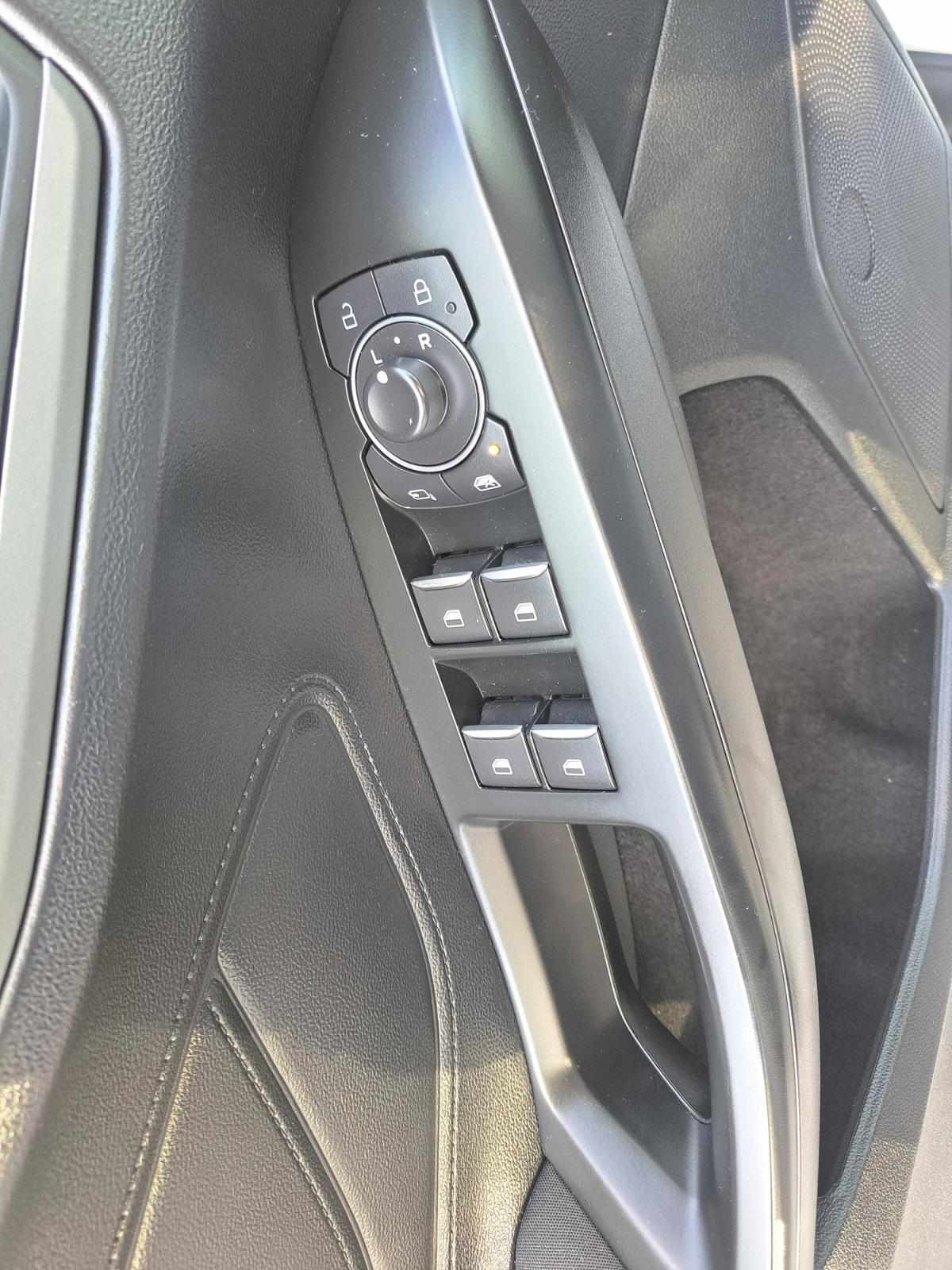 ford-focus-2022-gasolina-998cc
