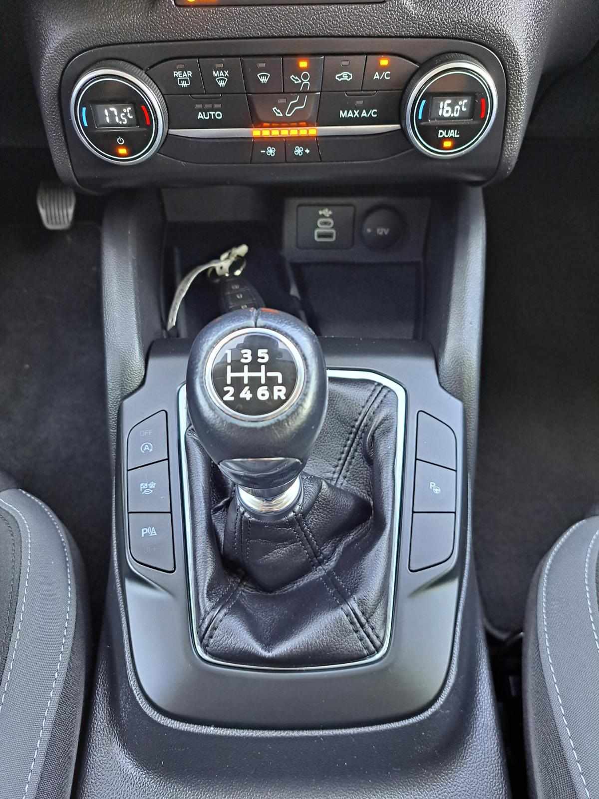 ford-focus-2022-gasolina-998cc