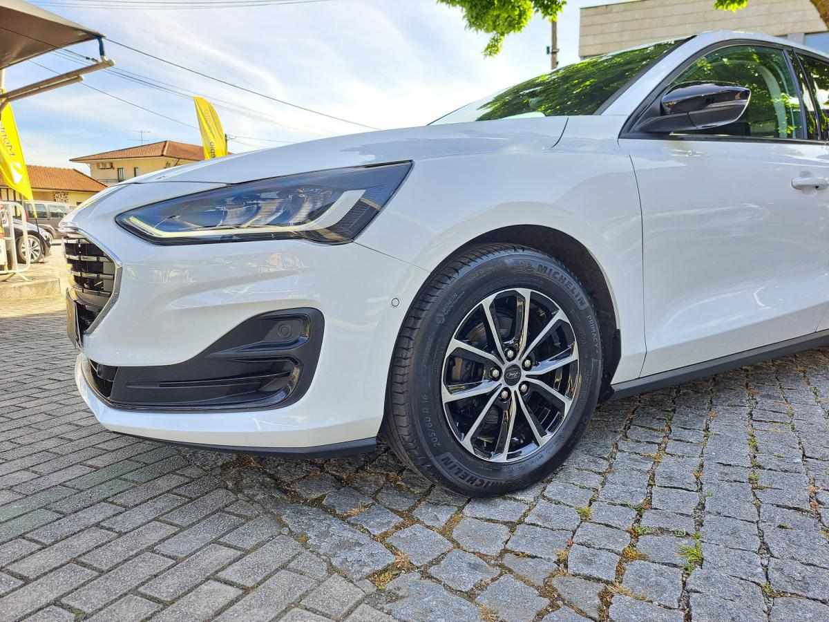 ford-focus-2022-gasolina-998cc