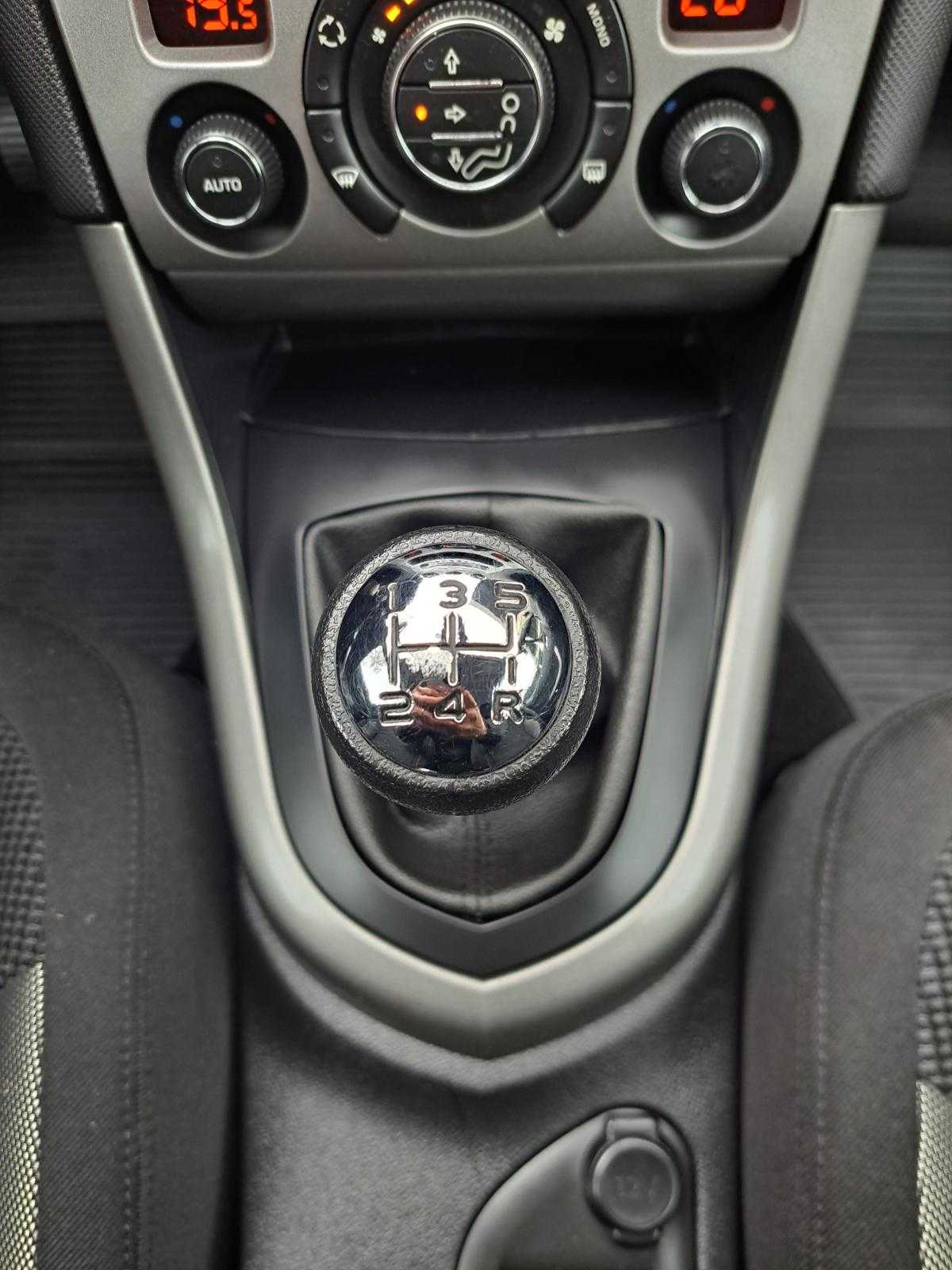 peugeot-308-2010-diesel-1560cc