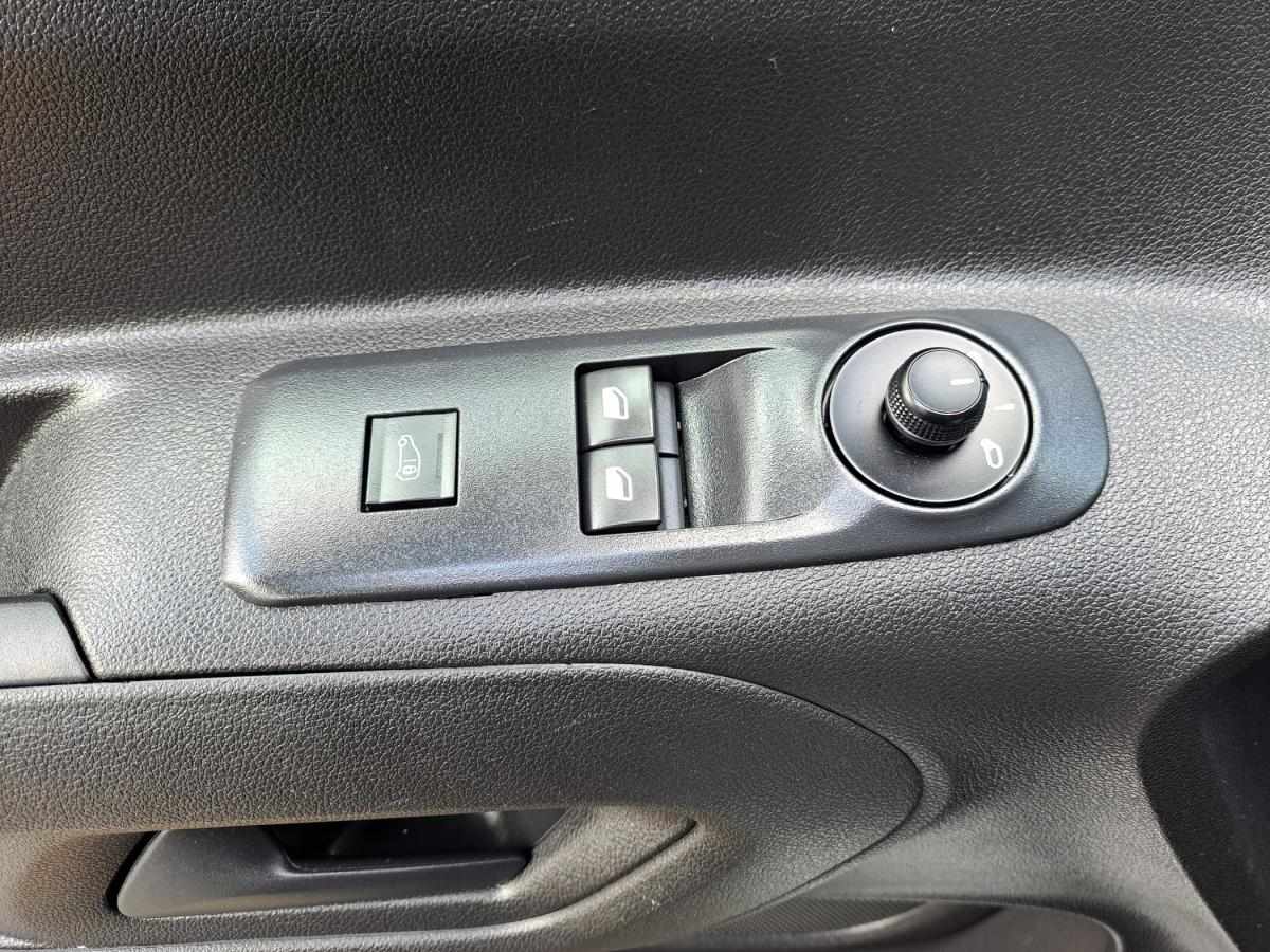 fiat-doblo-2023-diesel-1499cc