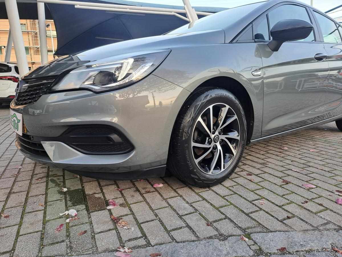 opel-astra-2019-gasolina-1199cc