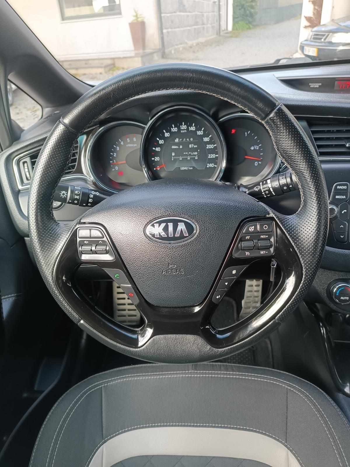 kia-ceed-2016-diesel-1582cc