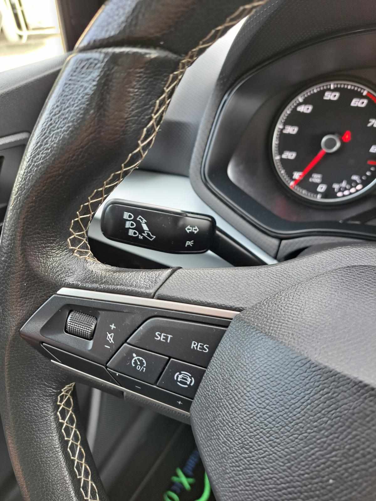 seat-ibiza-2022-gasolina-999cc