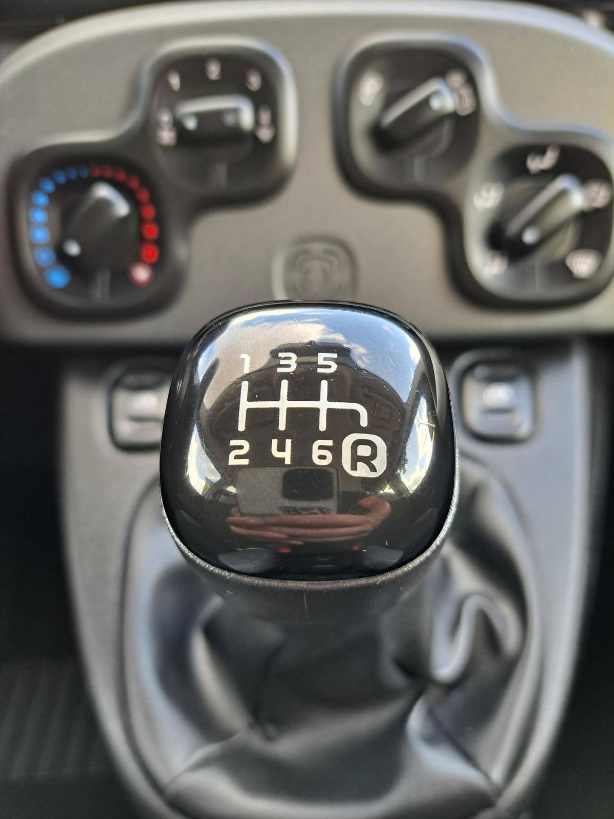 fiat-panda-2022-hibrido-a-gasolina-999cc