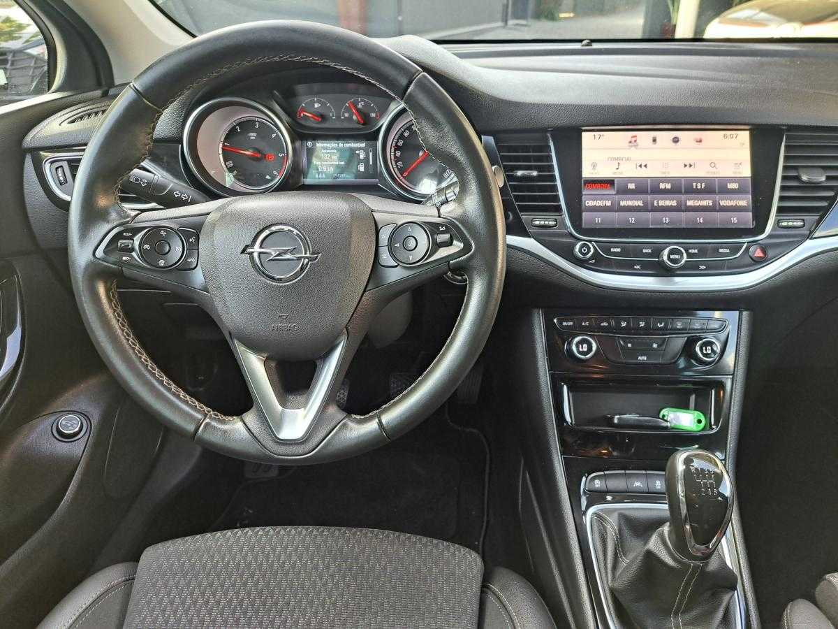 opel-astra-2019-diesel-1598cc
