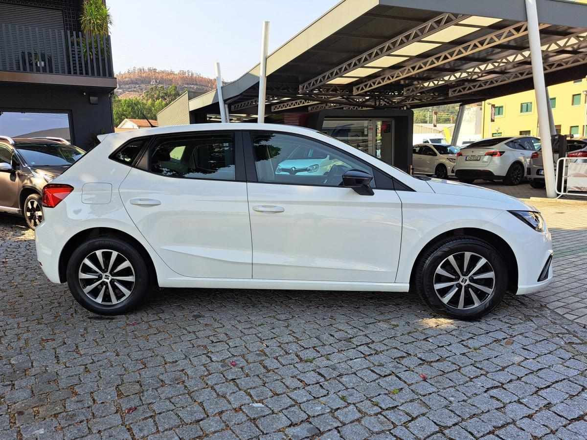 seat-ibiza-2023-gasolina-999cc