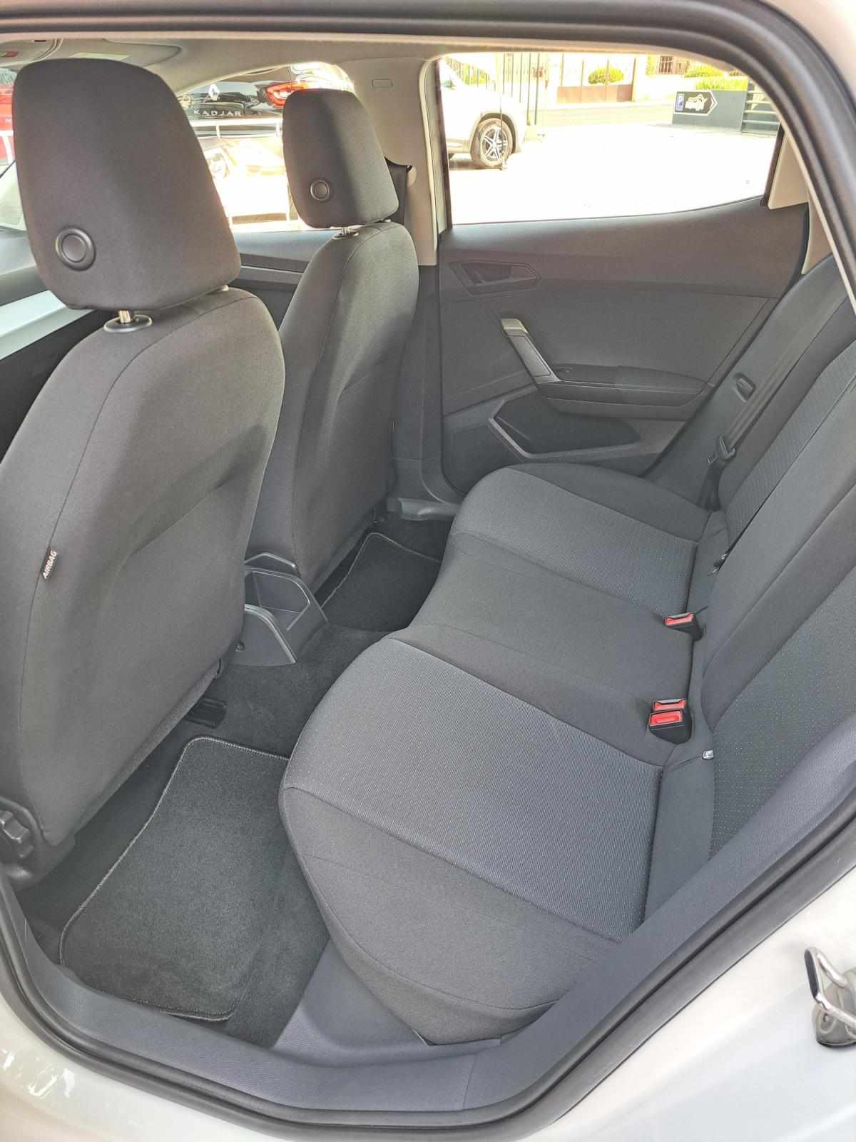 seat-ibiza-2023-gasolina-999cc