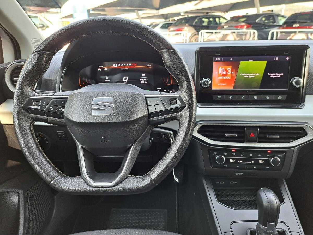seat-ibiza-2023-gasolina-999cc