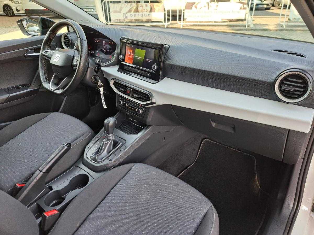 seat-ibiza-2023-gasolina-999cc