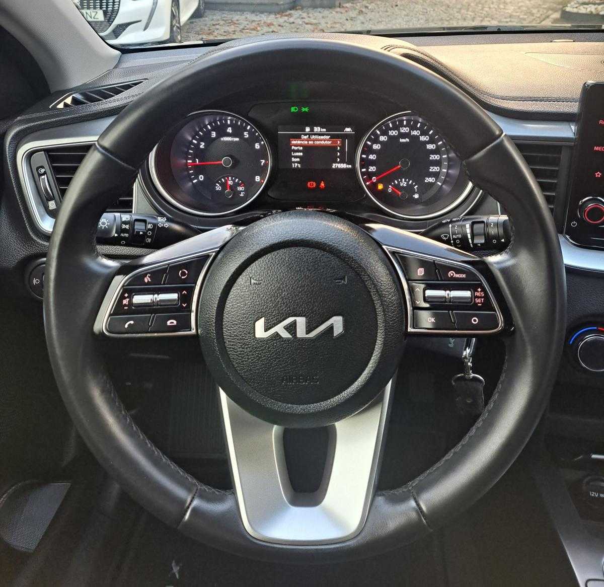 kia-xceed-2021-gasolina-998cc